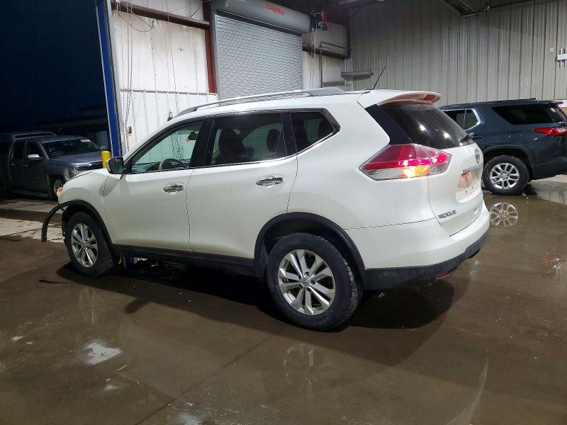 2015 NISSAN ROGUE S — VIN 5N1AT2MV8FC910219