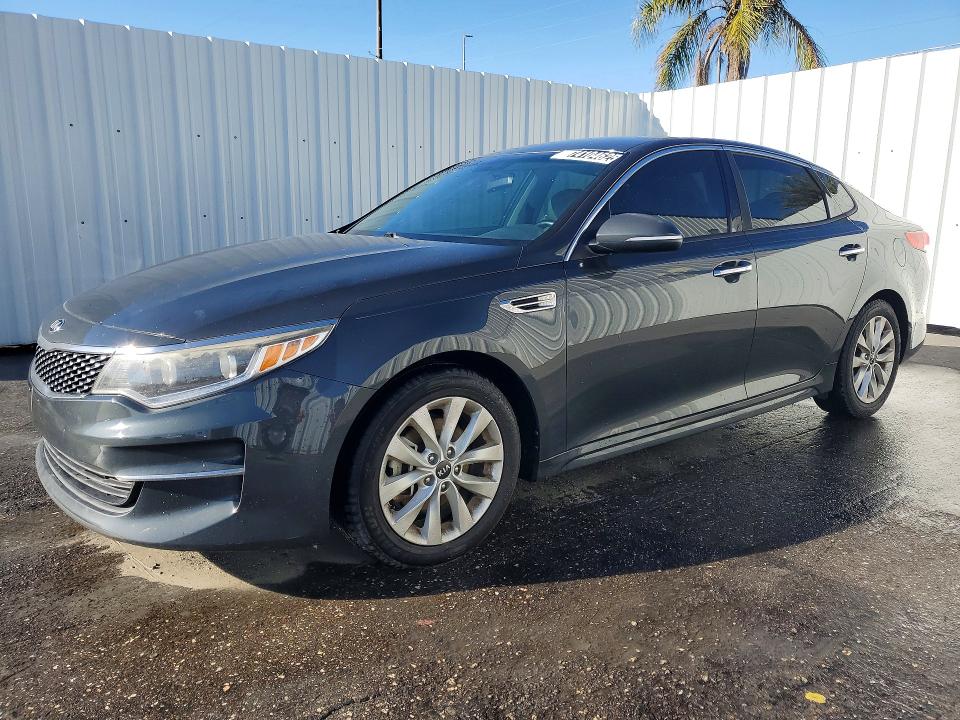 2016 KIA OPTIMA — VIN 5XXGU4L39GG003973
