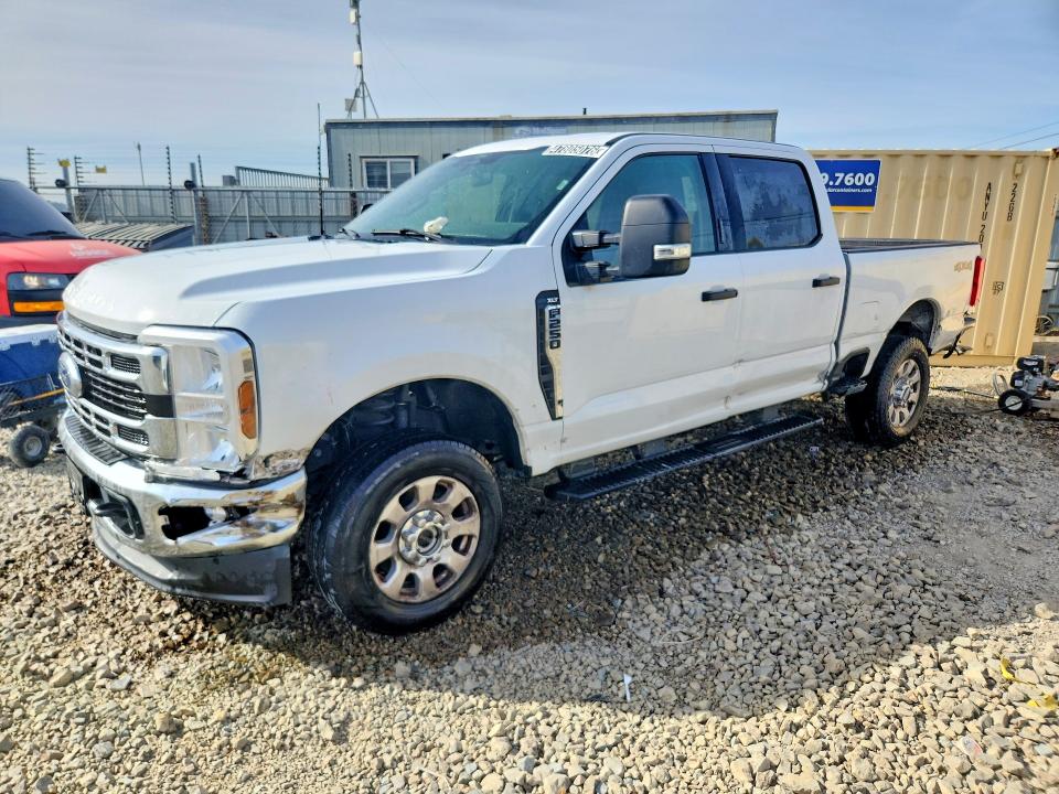 2024 FORD F250 — VIN 1FT7W2BN8REC98136