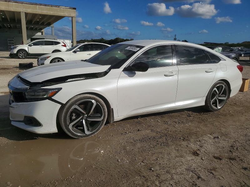 2022 HONDA ACCORD — VIN 1HGCV1F31NA040824