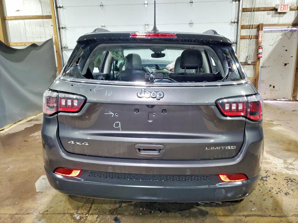 3C4NJDCB2MT598835