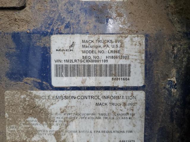 1M2LR7GCXKM001109