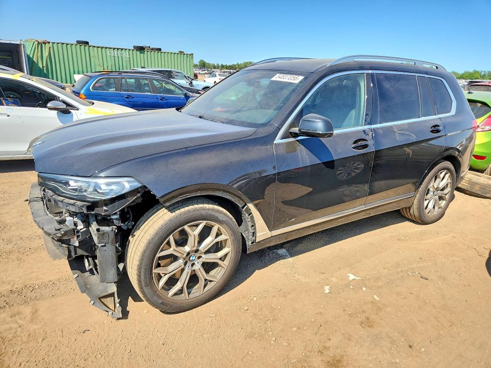 2021 BMW X7 — VIN 5UXCW2C04M9F88443
