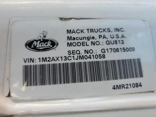 1M2AX13C1JM041058