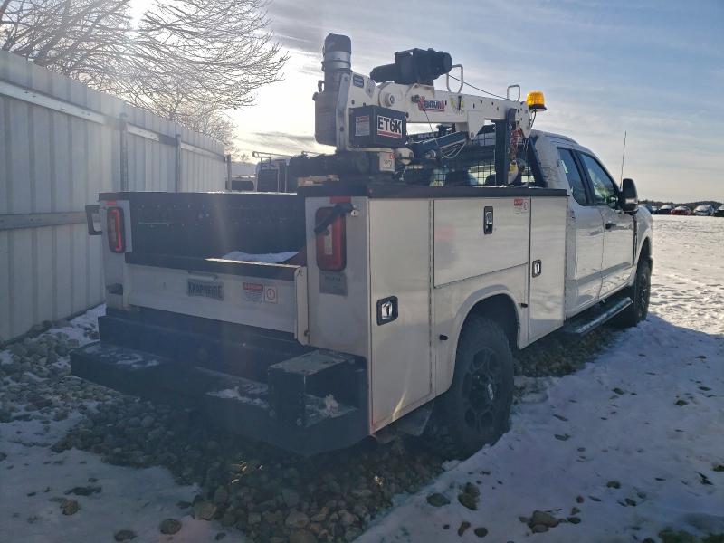 1FT8X3BN3PEC64562