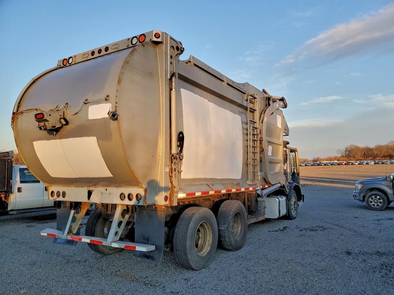 1M2AV04C1FM012665