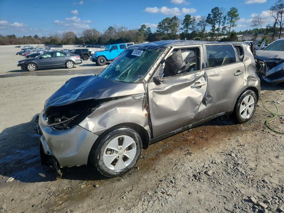 2015 KIA SOUL — VIN KNDJN2A28F7140931