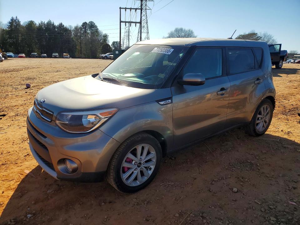 2019 KIA SOUL — VIN KNDJP3A50K7640165