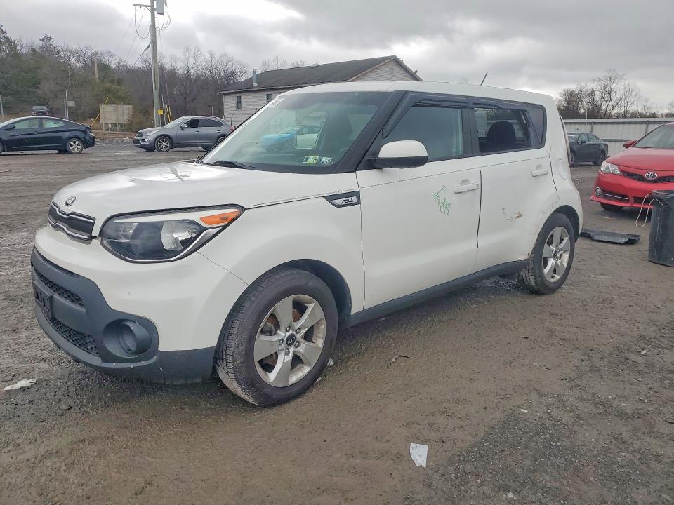 2017 KIA SOUL — VIN KNDJN2A28H7496184