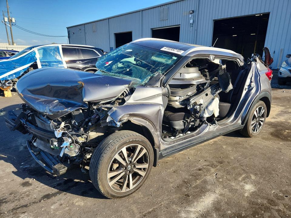 2018 NISSAN KICKS — VIN 3N1CP5CU5JL517628