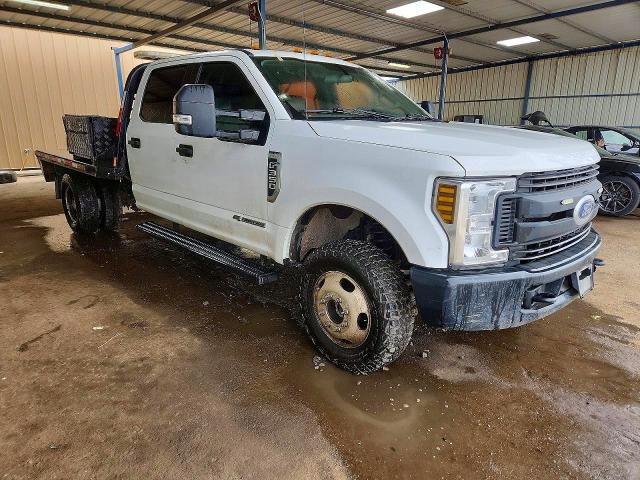 2019 FORD F350 — VIN 1FD8W3HT6KEF52105