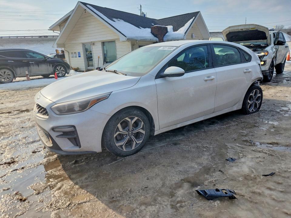 2021 KIA FORTE — VIN 3KPF24AD4ME295954