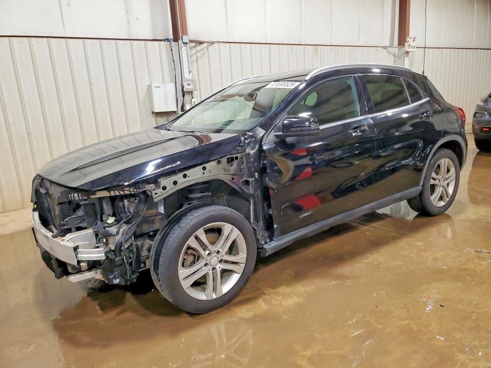 2015 MERCEDES-BENZ GLA — VIN WDCTG4GBXFJ093257