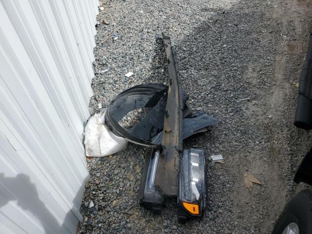 1GCPWCED8NZ122571