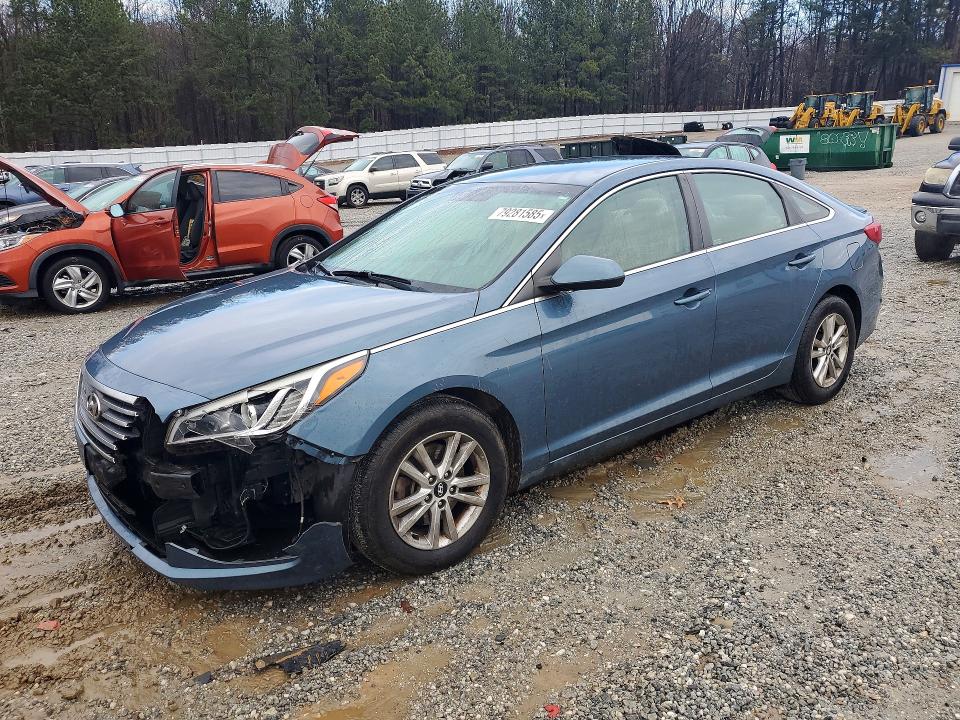 2015 HYUNDAI SONATA — VIN 5NPE24AF6FH245679