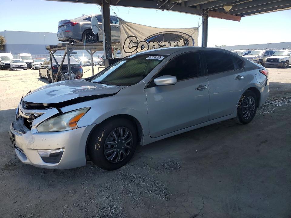 2015 NISSAN ALTIMA — VIN 1N4AL3AP9FC237012