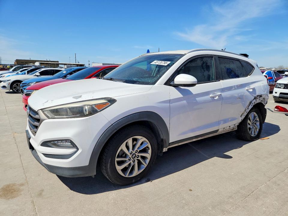 2016 HYUNDAI TUCSON — VIN KM8J33A4XGU231470