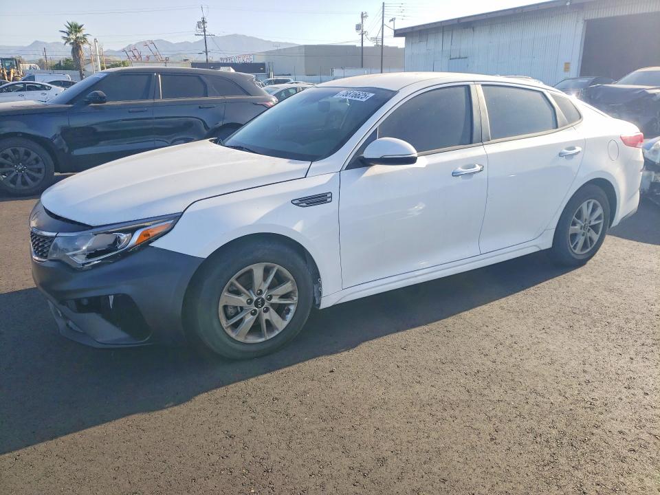 2019 KIA OPTIMA — VIN 5XXGT4L32KG281903