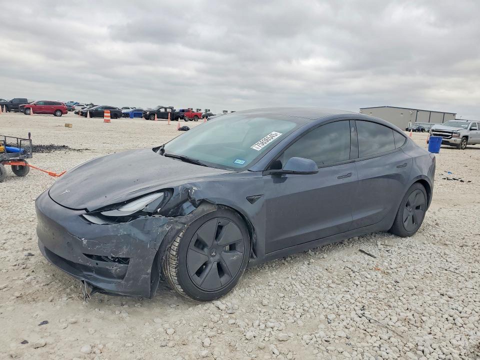 2022 TESLA MODEL 3 — VIN 5YJ3E1EB2NF253442