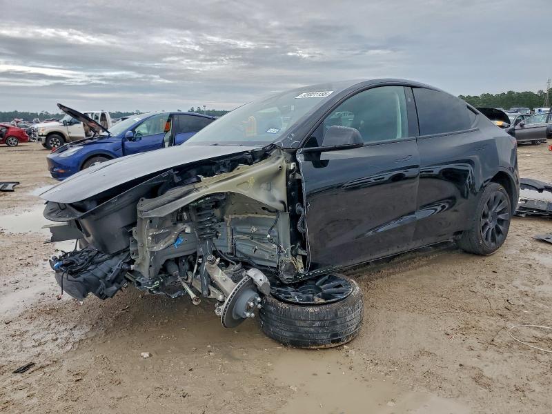 2023 TESLA MODEL Y — VIN 7SAYGAEE0PF957624