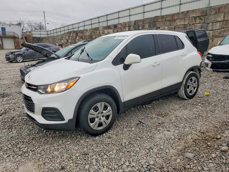2018 CHEVROLET TRAX — VIN 3GNCJKSB5JL170810