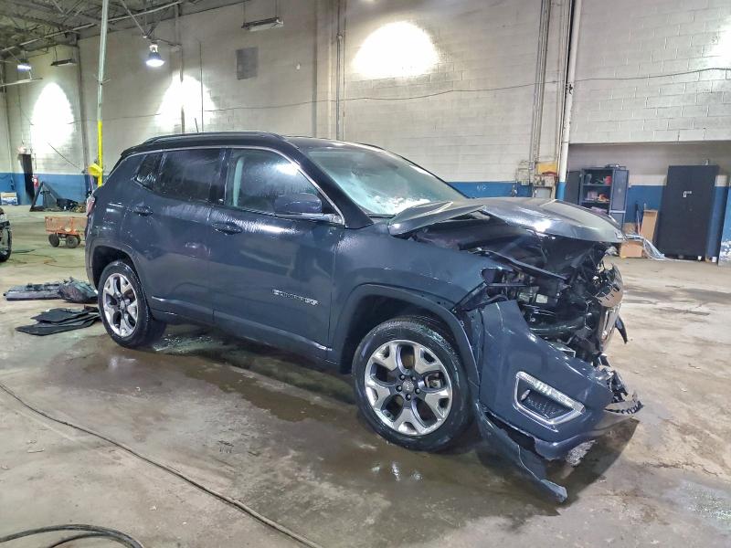 3C4NJDCB4JT201556