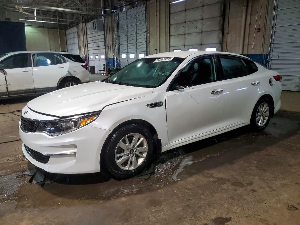 2016 KIA OPTIMA — VIN KNAGT4L37G5104370