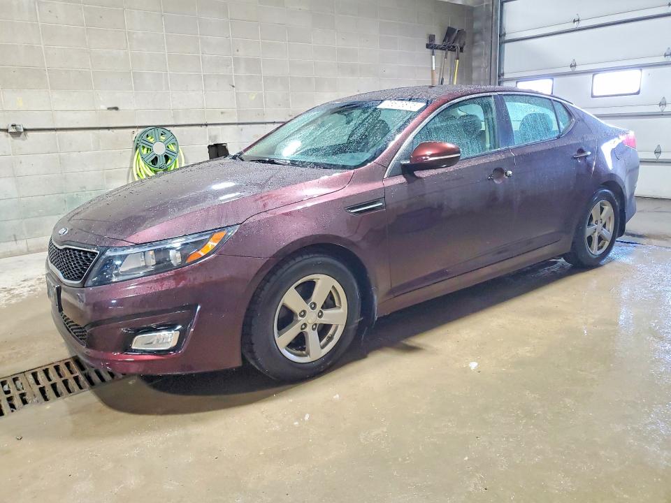 2015 KIA OPTIMA LX — VIN 5XXGM4A76FG469297