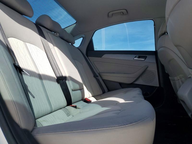KMHE24L12GA040267