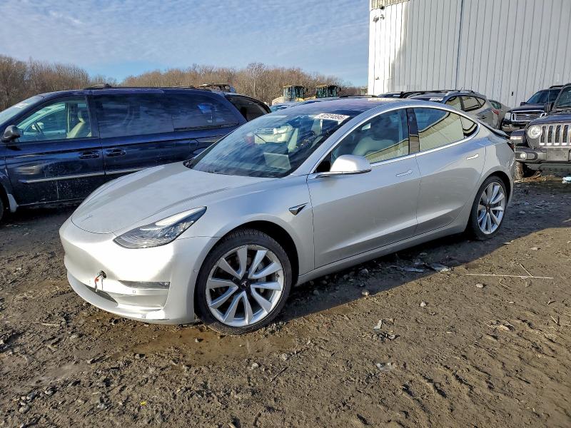 2018 TESLA MODEL 3 — VIN 5YJ3E1EA8JF015225