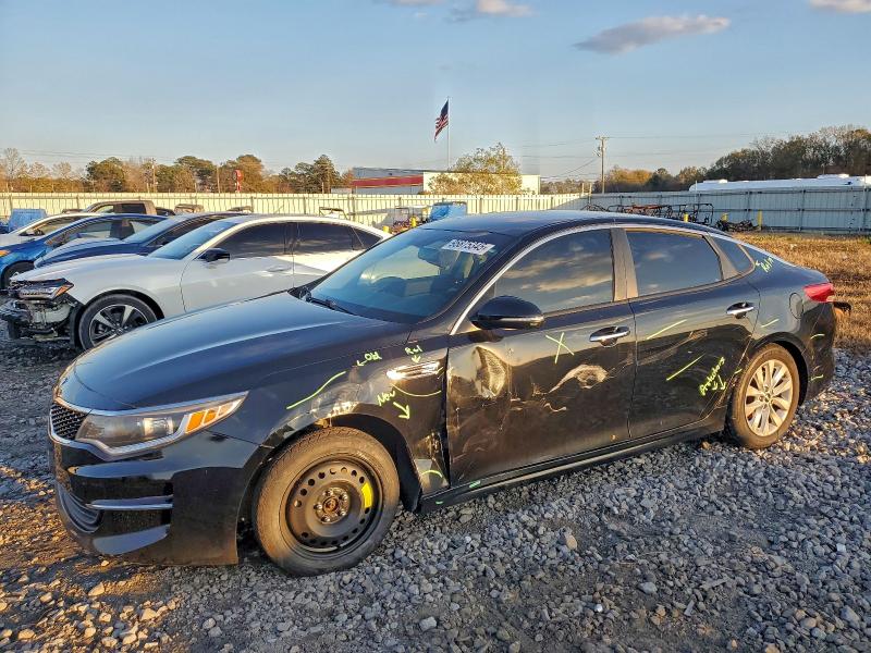 2016 KIA OPTIMA — VIN 5XXGT4L35GG075899