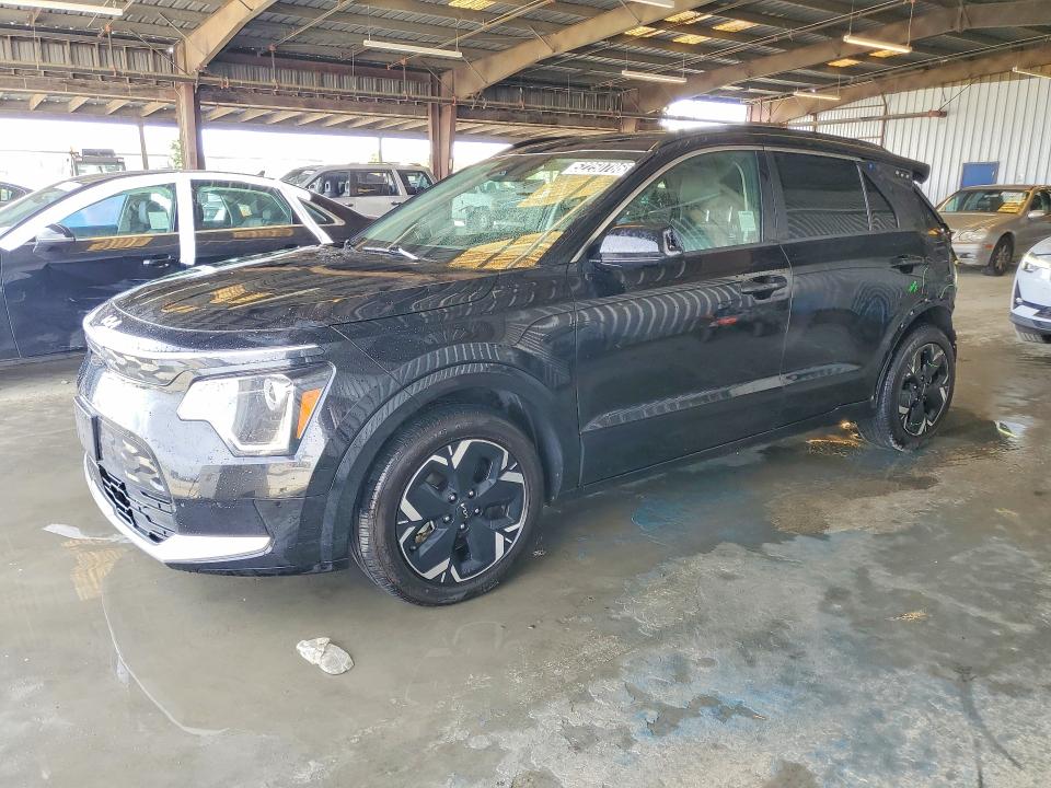 2023 KIA NIRO — VIN KNDCR3L17P5035947