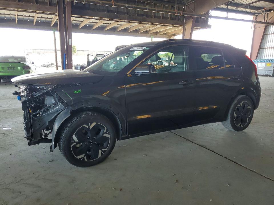 2023 KIA NIRO EV — VIN KNDCR3L18P5028456