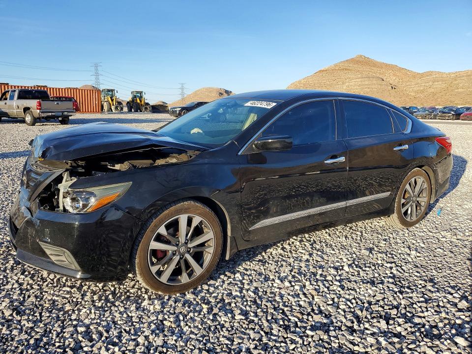 2016 NISSAN ALTIMA — VIN 1N4AL3AP3GC117885