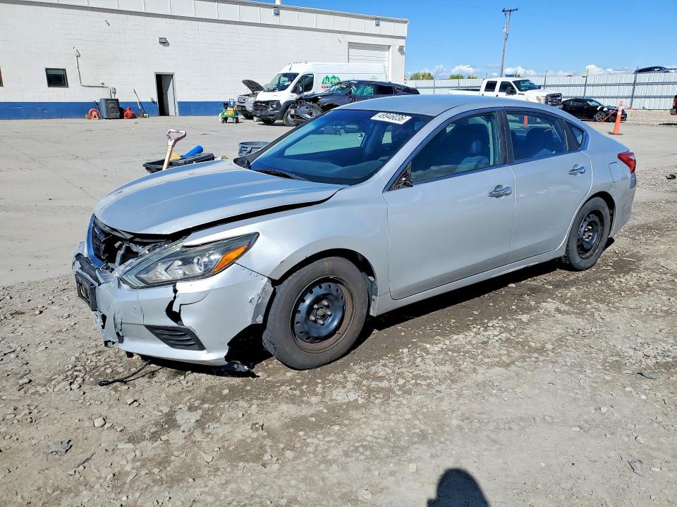2016 NISSAN ALTIMA — VIN 1N4AL3AP2GC215404