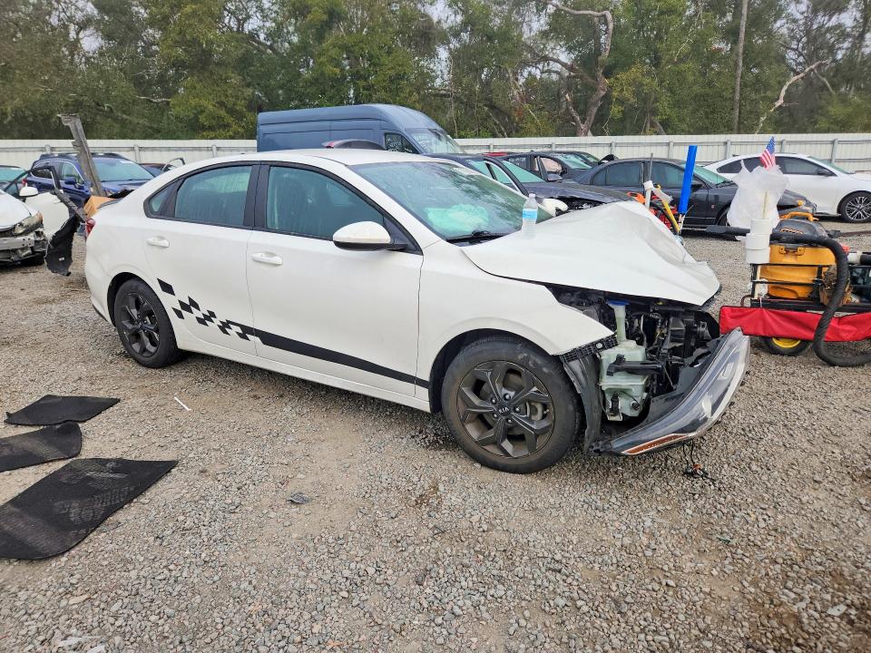 3KPF24AD9LE225073