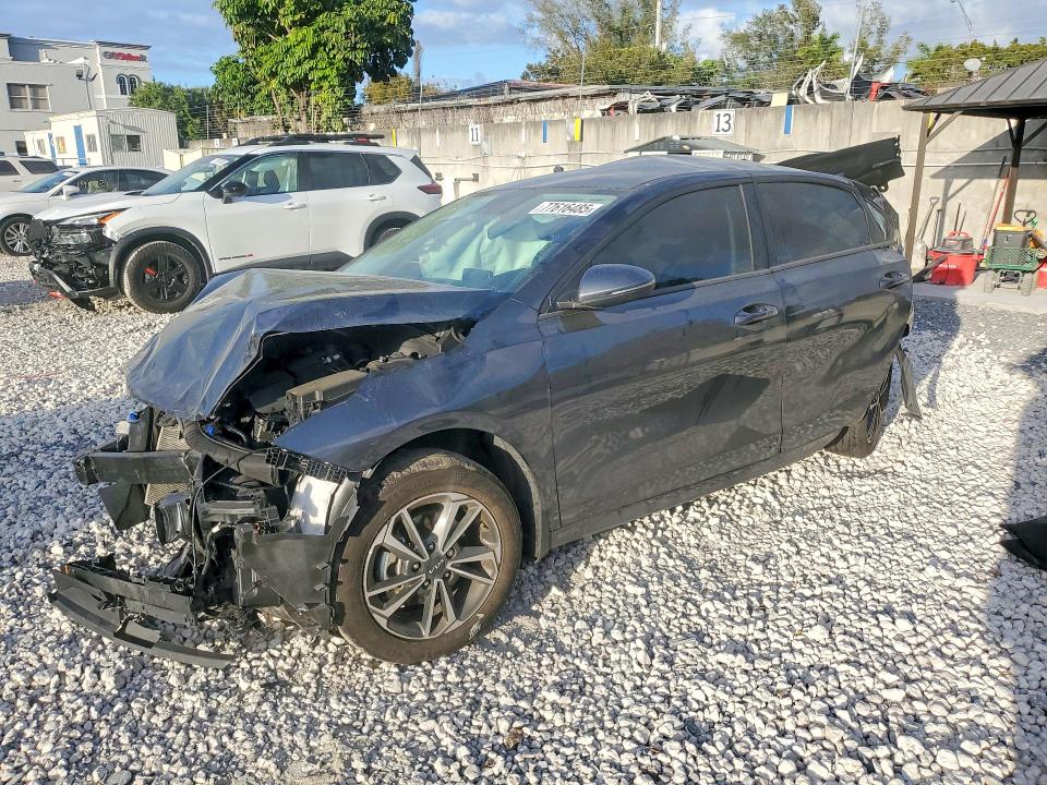 2024 KIA FORTE — VIN 3KPF24AD8RE758881