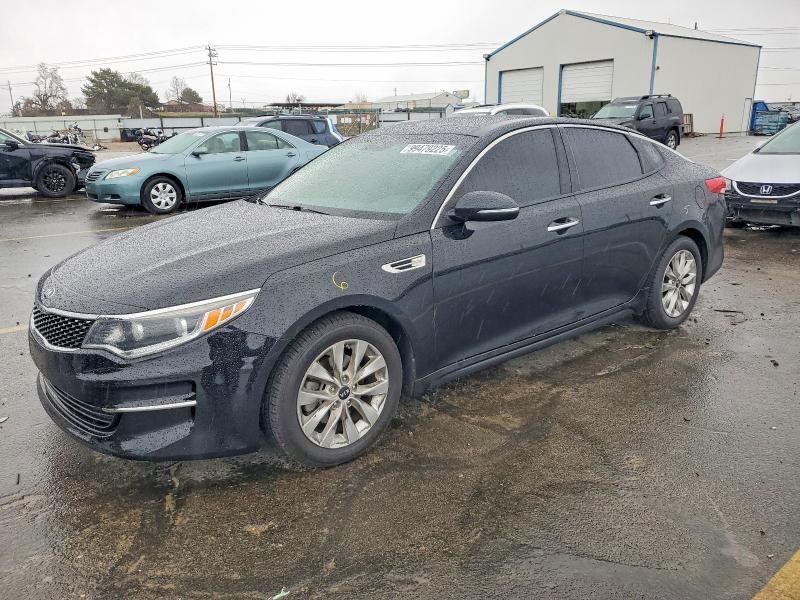 2017 KIA OPTIMA — VIN 5XXGU4L37HG157423