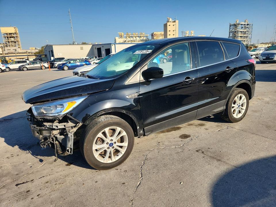 2017 FORD ESCAPE — VIN 1FMCU9GD6HUC46906
