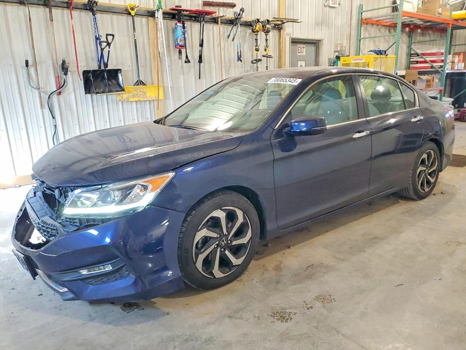 2017 HONDA ACCORD — VIN 1HGCR2F8XHA127454
