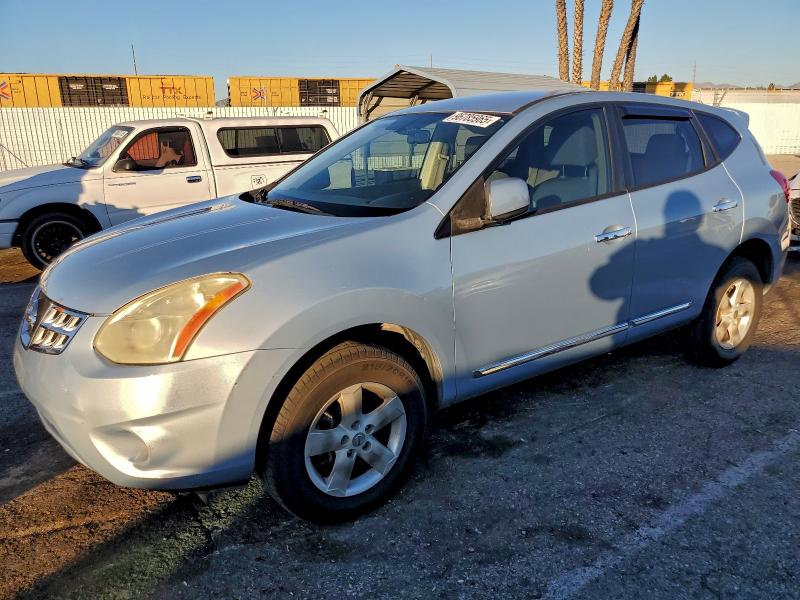 2013 NISSAN ROGUE S — VIN JN8AS5MT7DW021144