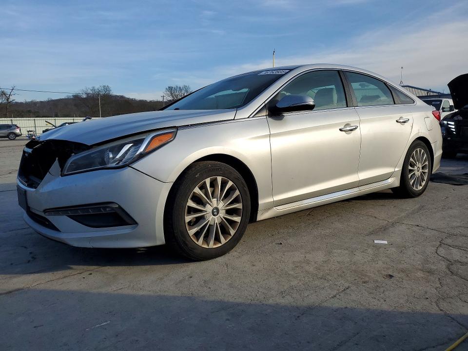 2015 HYUNDAI SONATA — VIN 5NPE34AF2FH031107