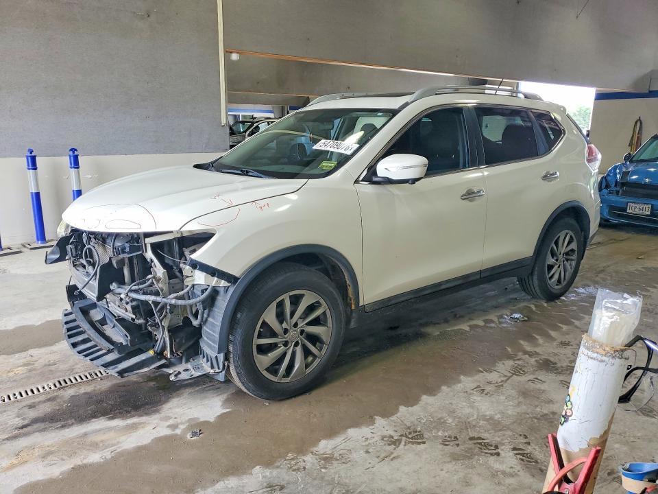 2015 NISSAN ROGUE — VIN 5N1AT2MT4FC815543