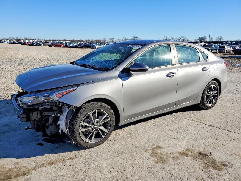 2022 KIA FORTE — VIN 3KPF24AD9NE477862