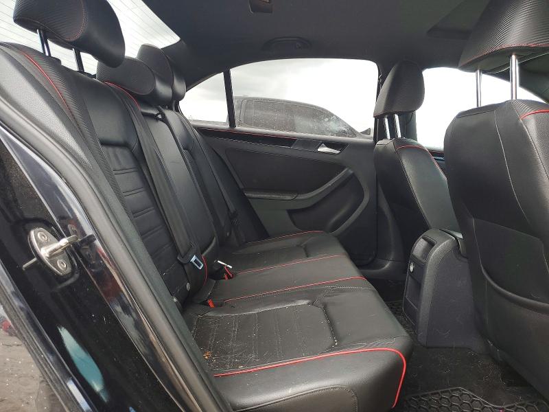 3VW4S7AJ4FM263946