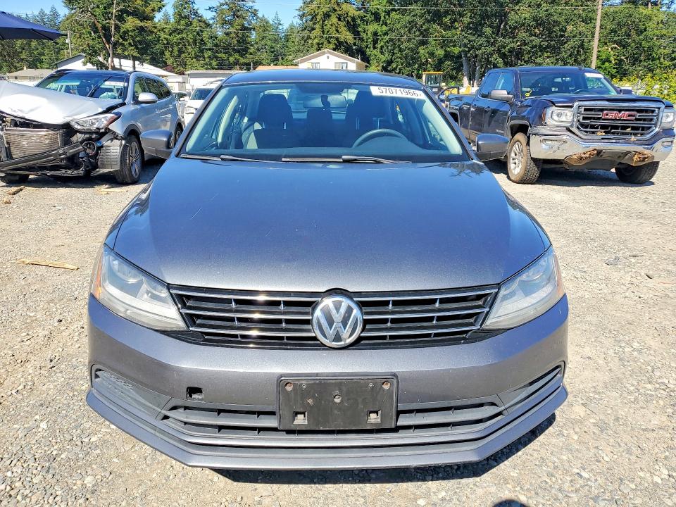 3VW2B7AJ4JM239016