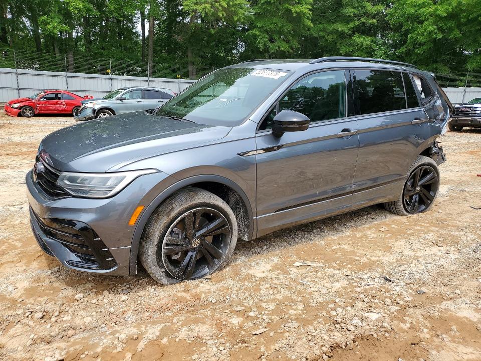3VVCB7AX5PM039560