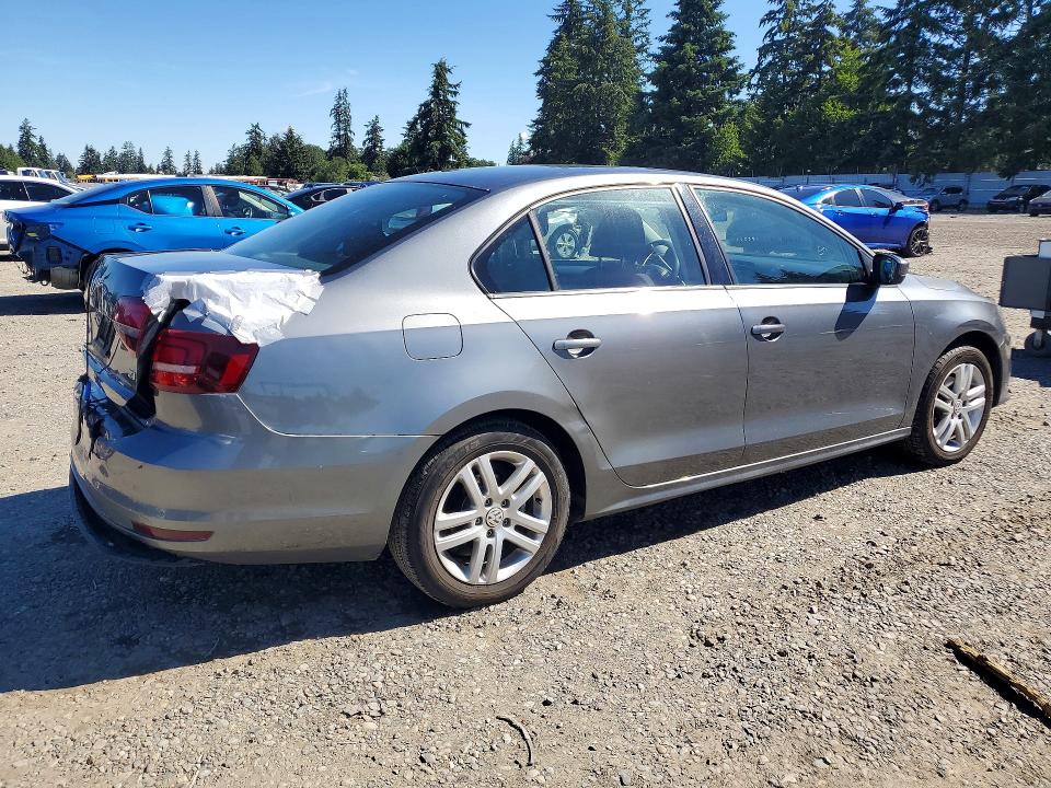 3VW2B7AJ4JM239016
