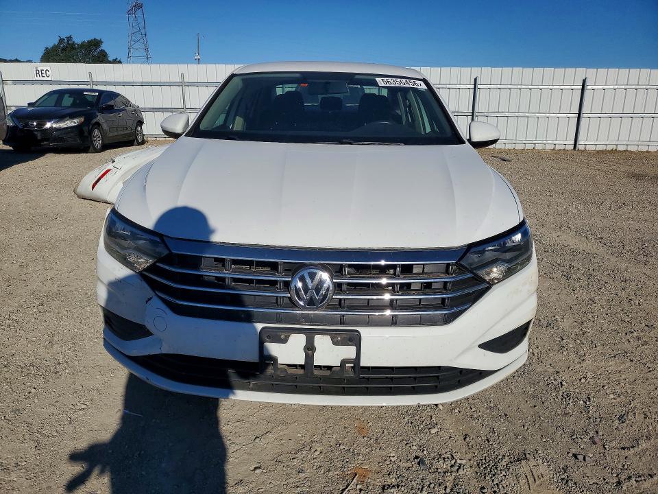 3VWC57BUXKM172072