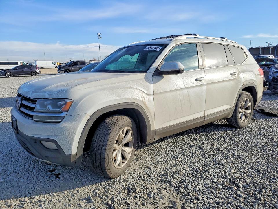 2018 VOLKSWAGEN ATLAS — VIN 1V2LR2CA5JC508000